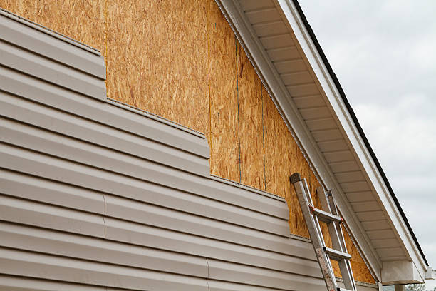 Professional Fiber Cement Siding technician working in Winchester, IN
